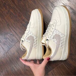 Cream and Tan Sneakers with Woven Detail